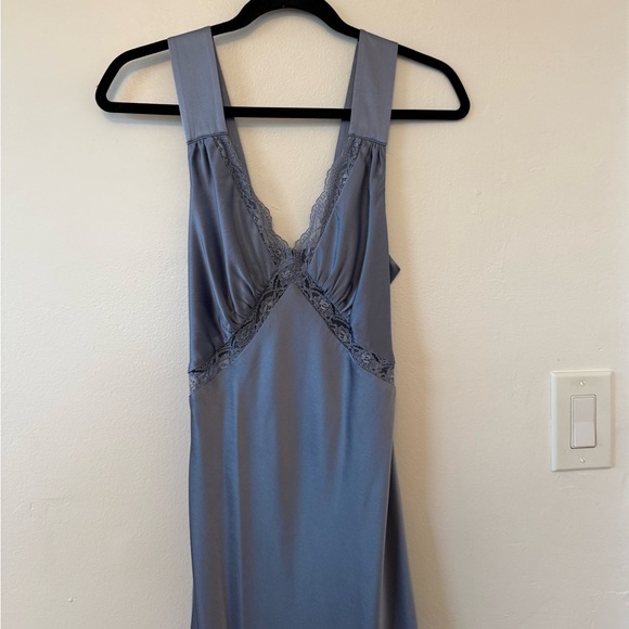 Reformation Chania Silk Dress - Picture 6 of 10